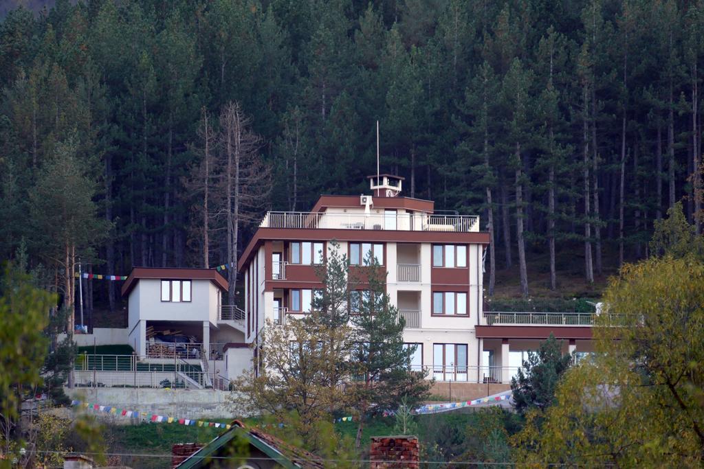 Mala Planina Guest House Iskrets Экстерьер фото
